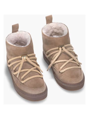 INUIKII Botki zimowe "Classic Sneaker Low" w kolorze beżowym