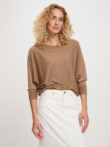 Cross Jeans Sweter w kolorze karmelowym