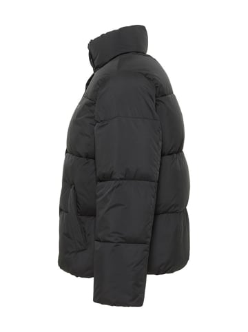 Mustang Steppjacke "Gillian" in Schwarz