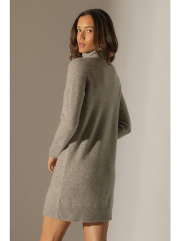 Perfect Cashmere Kaszmirowa sukienka dzianinowa "Amanda" w kolorze jasnoszarym