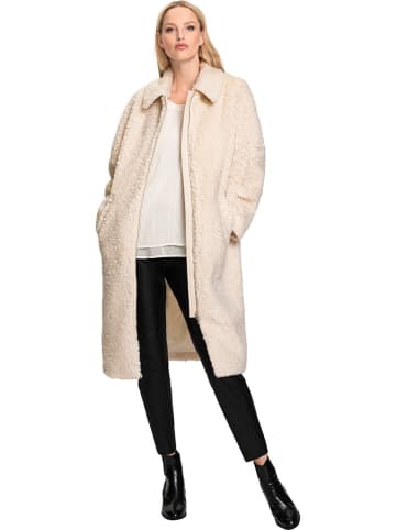 Heine Wintermantel in Beige