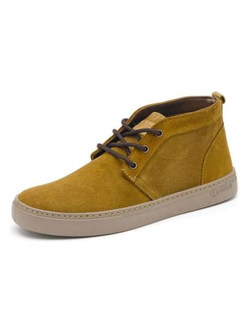 natural world Boots in Cognac