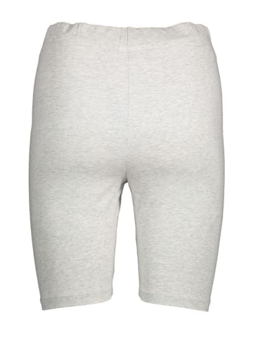 adidas Shorts in Grau