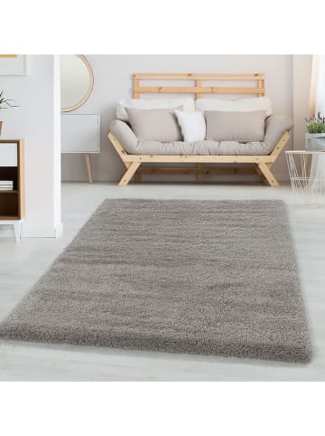 Conceptum Hypnose Dywan ''Fluffy 3500'' w kolorze beżowym