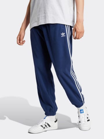 adidas Spodnie dresowe w kolorze niebieskim