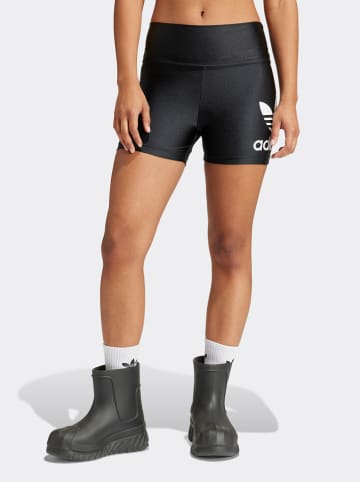 adidas Shorts in Schwarz