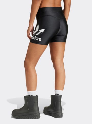 adidas Shorts in Schwarz