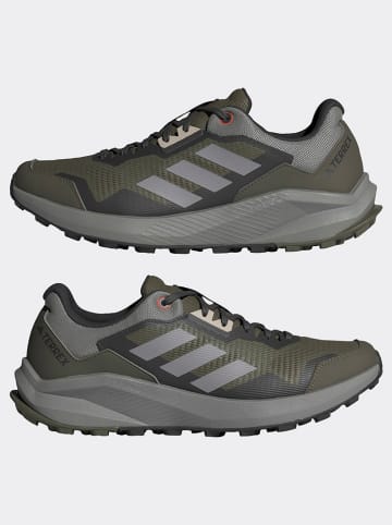 adidas Buty w kolorze oliwkowo-szarym do biegania
