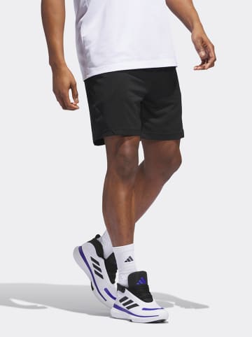 adidas Shorts in Schwarz