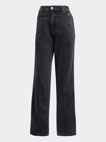 adidas Jeans in Anthrazit