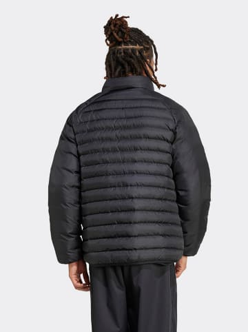 adidas Kurtka pikowana w kolorze czarnym