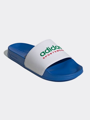 adidas Pantoletten in Blau/ Weiß