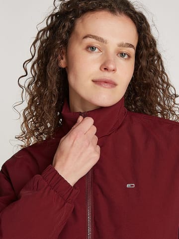 TOMMY JEANS Übergangsjacke in Bordeaux
