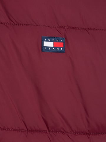 TOMMY JEANS Winterjacke in Bordeaux