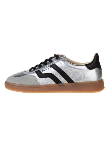 Gant Skórzane sneakersy "Cuzima" w kolorze srebrnym