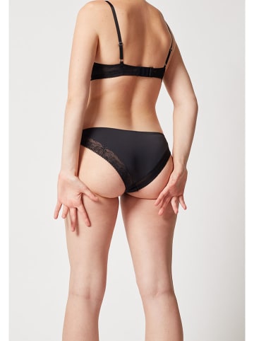 Skiny Slip in Schwarz