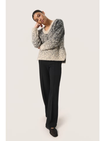 Soaked in Luxury Sweter "Soaked in Luxury" w kolorze kremowym