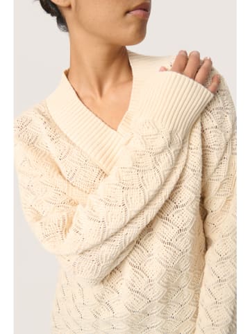 Soaked in Luxury Pullover "Soaked in Luxury" in Creme