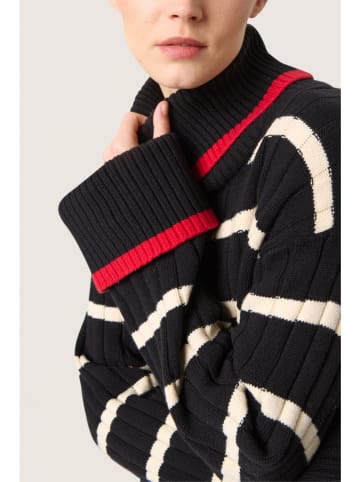 Soaked in Luxury Pullover "Soaked in Luxury" in Schwarz