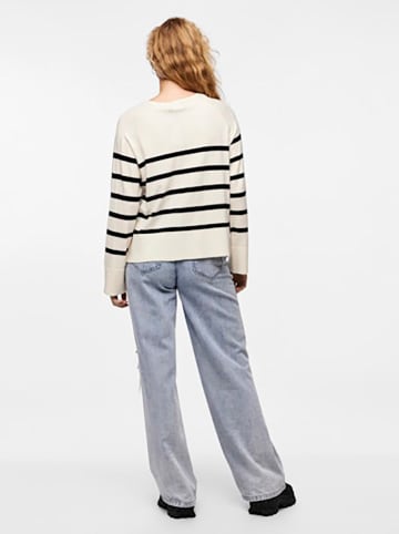 Pieces Longsleeve in Creme/ Schwarz