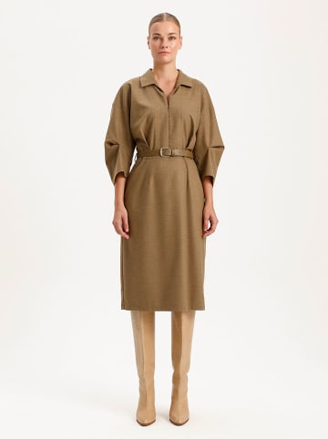 BGN Kleid in Hellbraun