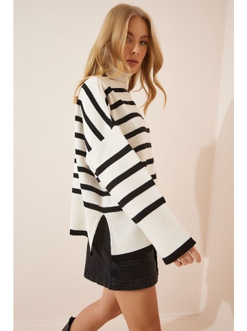Happiness Istanbul Pullover in Creme/ Schwarz
