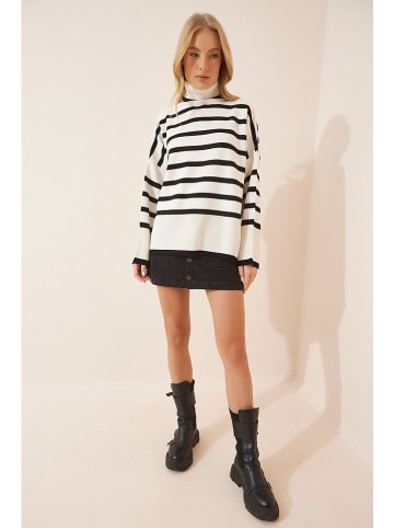 Happiness Istanbul Pullover in Creme/ Schwarz