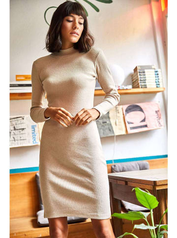 Olalook Kleid in Creme