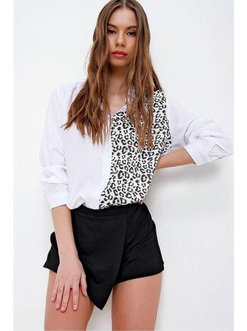 Trend Alaçatı Stili Blouse wit/zwart