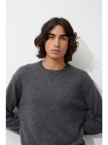 AUTHENTIC CASHMERE Kaszmirowy sweter "Nolan" w kolorze antracytowym