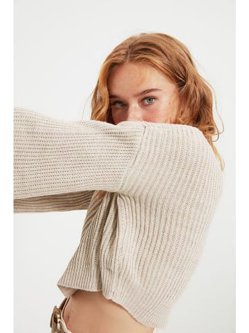 trendyol Sweter w kolorze kremowym