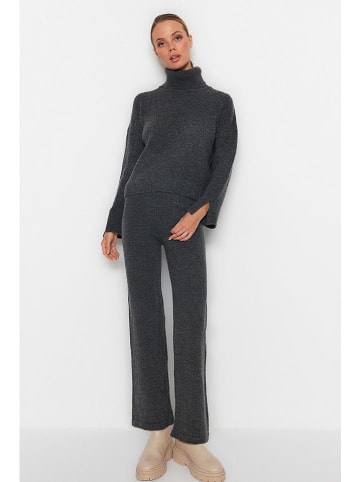 trendyol 2-delige outfit antraciet