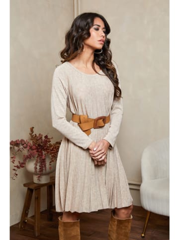 Joséfine Plisseekleid "Balor" in Beige