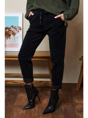 Joséfine Cordhose "Korne" in Schwarz