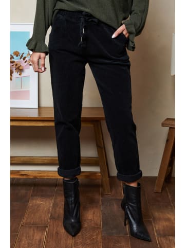 Joséfine Cordhose "Korne" in Schwarz
