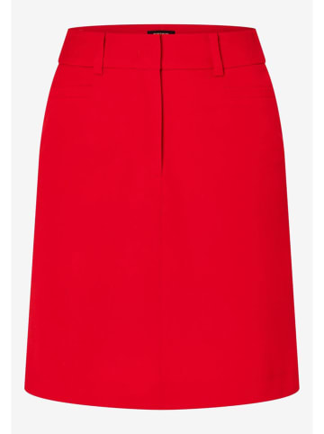 More & More Rok rood