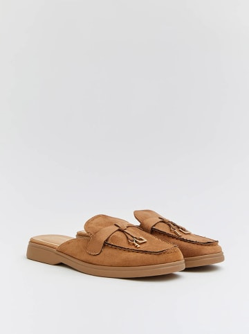 Bellucci Clogs in Hellbraun