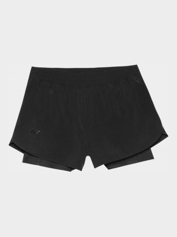4F Trainingsshorts in Schwarz