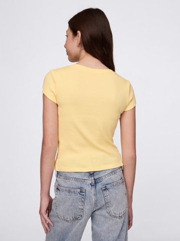 GAP Shirt in Gelb