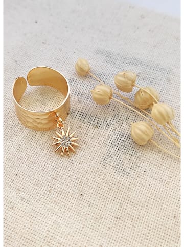 atelier MIU Vergold. Ring mit Edelstein