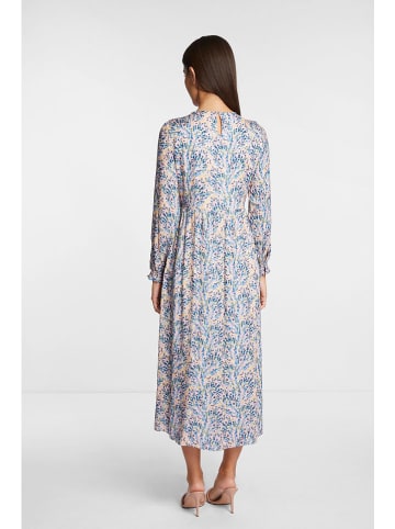 Rich & Royal Kleid in Rosa/ Blau