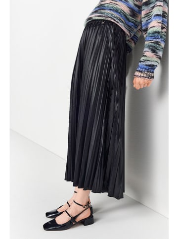 Rich&Royal Plisseerock in Schwarz