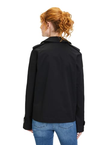 AMBER & JUNE Übergangsjacke in Schwarz
