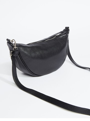 Christian Laurier Leder-Umhängetasche ''Jonas'' in Schwarz - (B)33 x (H)15 x (T)9 cm