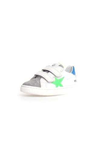 Naturino Skórzane sneakersy "Pinn" w kolorze białym ze wzorem