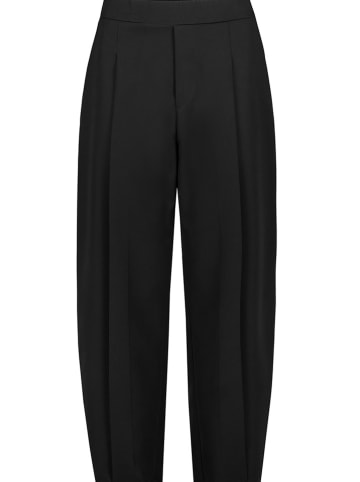 Sublevel Hose in Schwarz