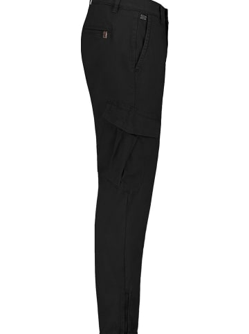 Sublevel Chino in Schwarz