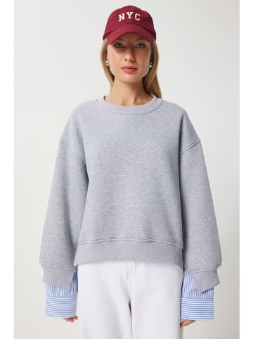 Happiness Istanbul Sweatshirt in Grau/ Hellblau