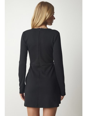 Happiness Istanbul Kleid in Schwarz