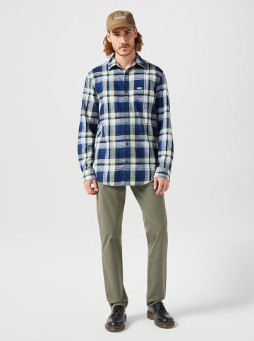 Wrangler Spodnie w kolorze zielonym